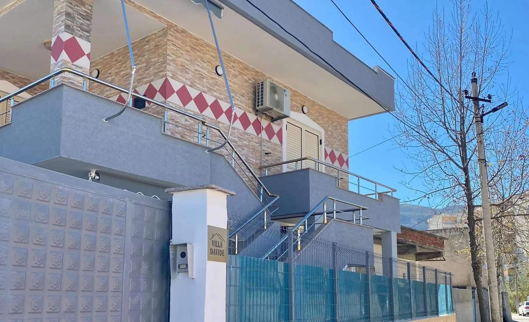 Nyaraló Davide'S Guesthouse Vlora Albánia